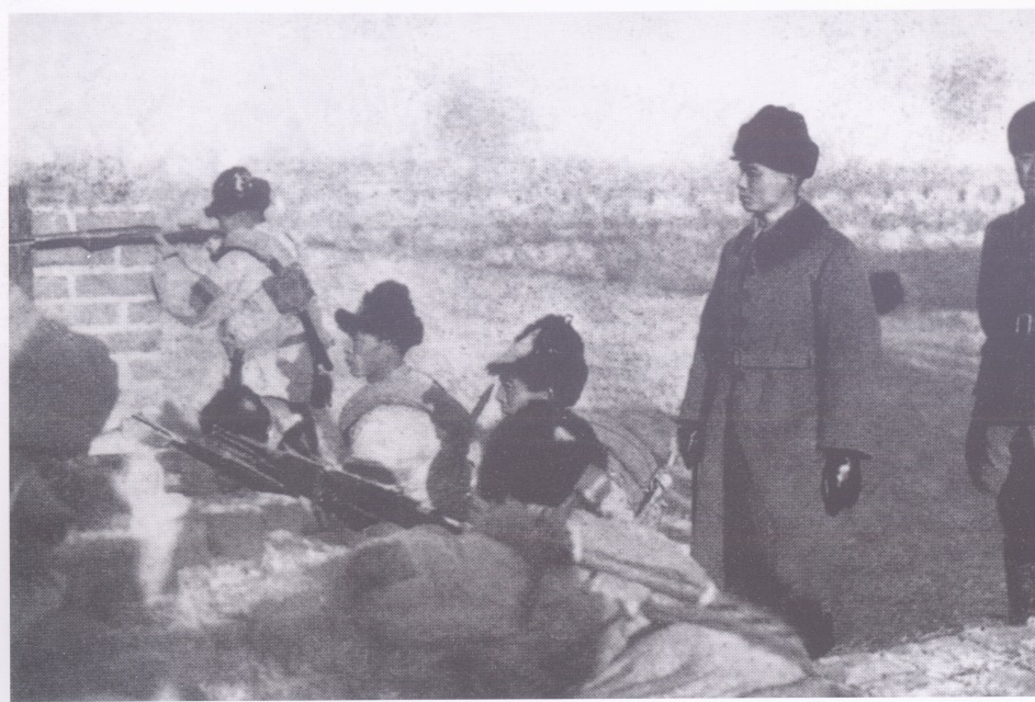 1933年1月1日，日軍進(jìn)攻山海關(guān)，中國駐軍英勇抵抗.png