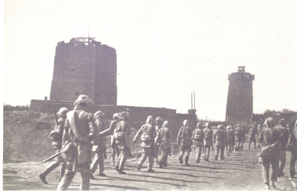 冀中軍區(qū)部隊攻克安平縣城.png